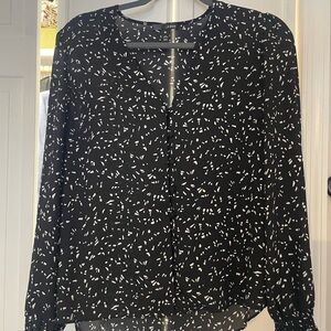 Aqua Women's Black and White Patterned Top